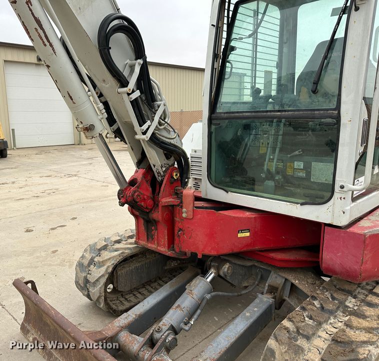image for item DR5035 2007 Takeuchi TB153FR  mini excavator