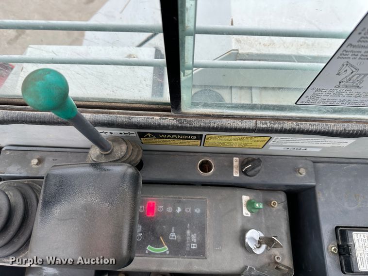 image for item DR5035 2007 Takeuchi TB153FR  mini excavator