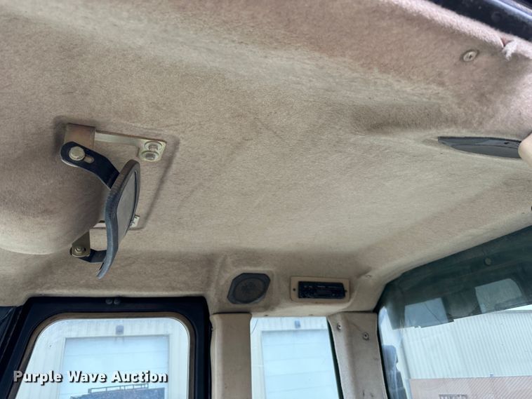 image for item DR5036 1998 Caterpillar 953C  track loader