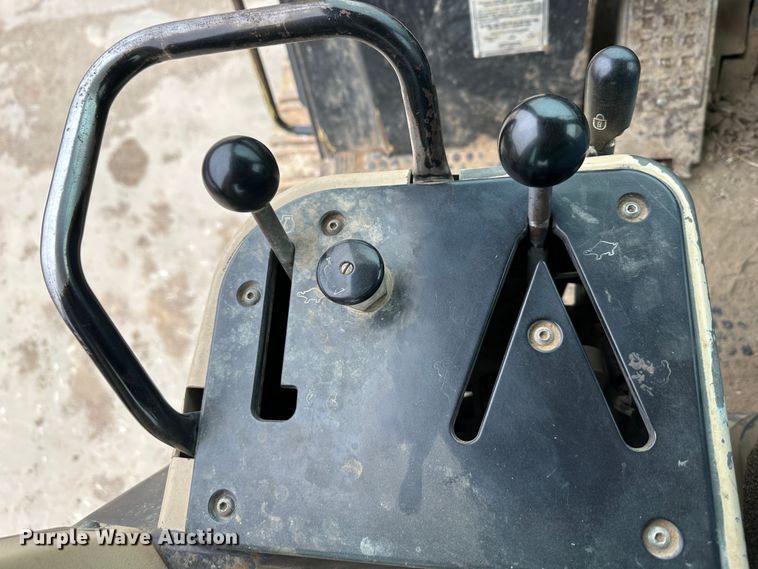 image for item DR5036 1998 Caterpillar 953C  track loader