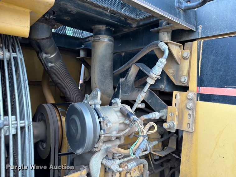 image for item DR5036 1998 Caterpillar 953C  track loader