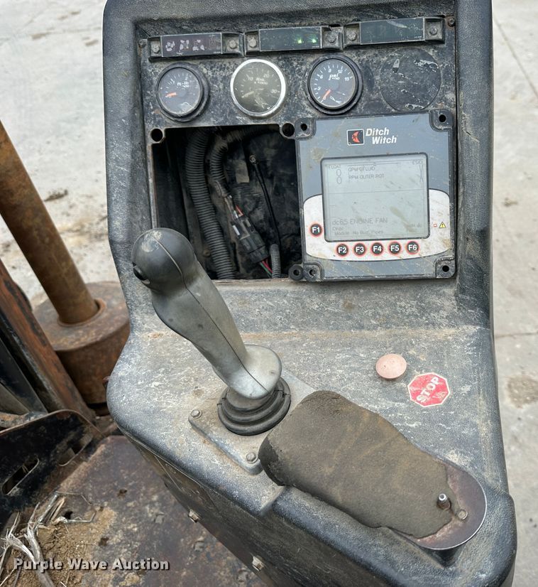 image for item DR5037 2008 Ditch Witch JT3020  directional boring unit