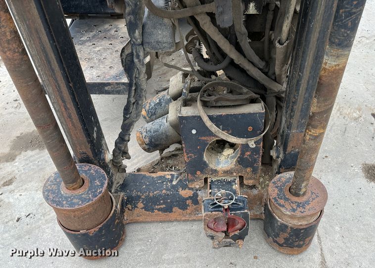 image for item DR5038 2008 Ditch Witch JT2020 Mach 1  directional boring unit