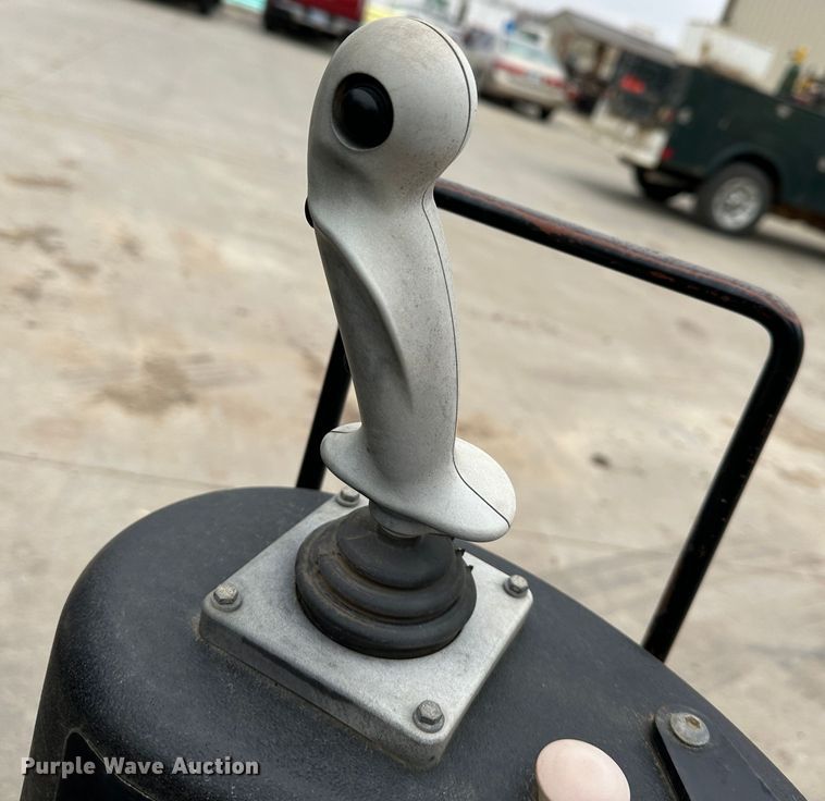 image for item DR5038 2008 Ditch Witch JT2020 Mach 1  directional boring unit