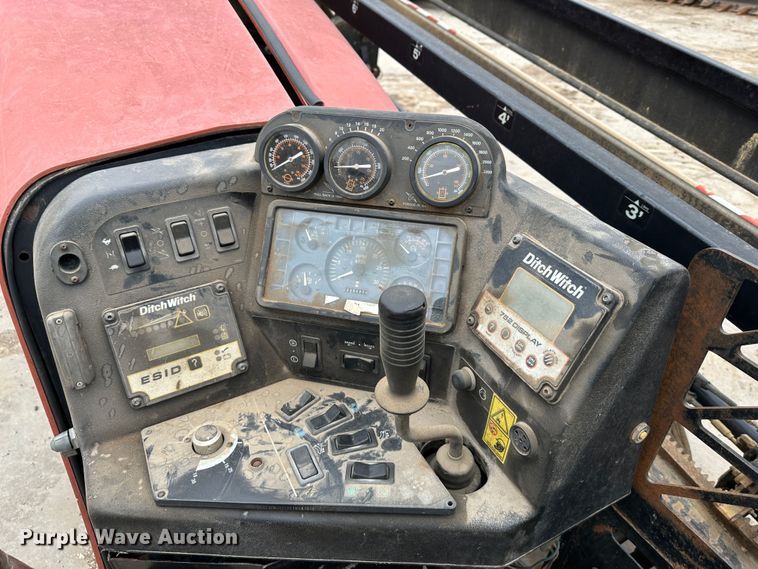 image for item DR5038 2008 Ditch Witch JT2020 Mach 1  directional boring unit