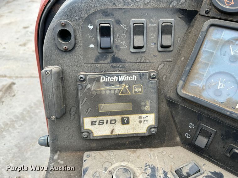 image for item DR5038 2008 Ditch Witch JT2020 Mach 1  directional boring unit