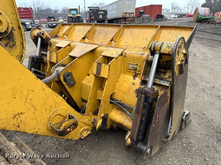 image for item DR5052 2008 Caterpillar 963D  track loader