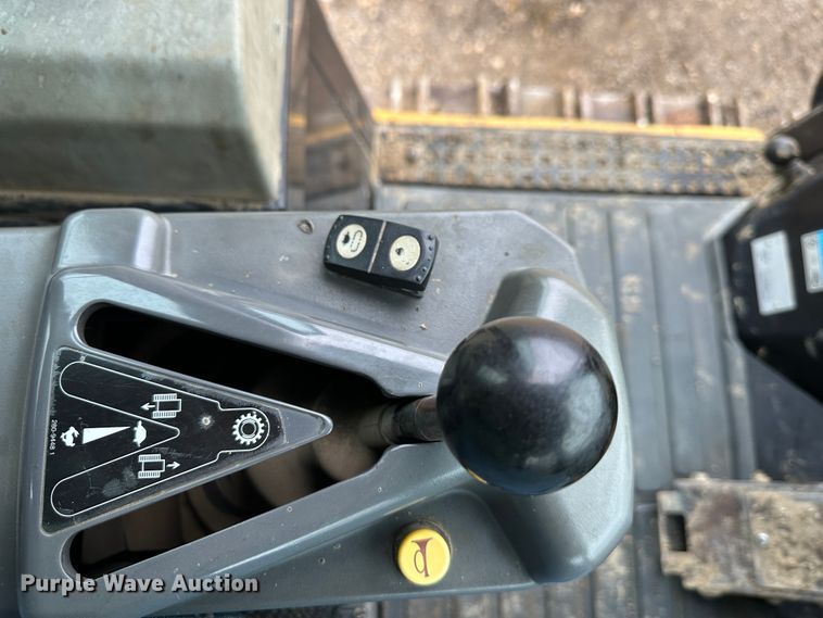 image for item DR5052 2008 Caterpillar 963D  track loader