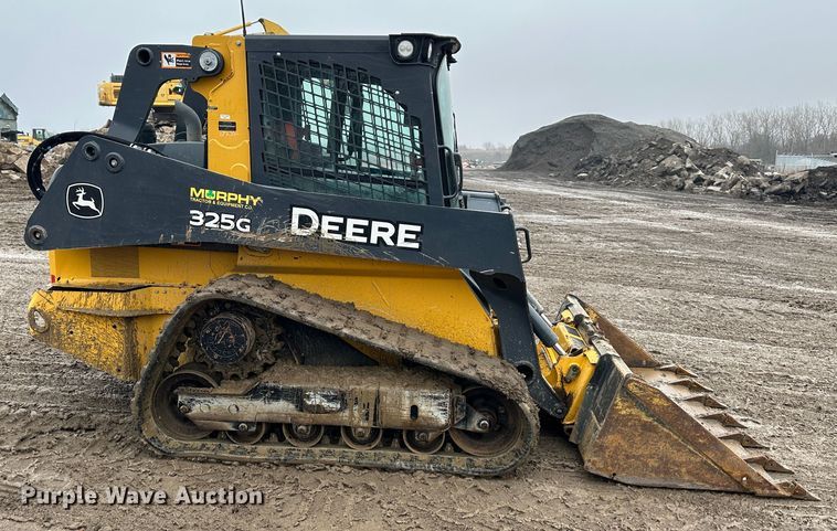 image for item DR5059 2019 John Deere 325G  tracked skid steer loader