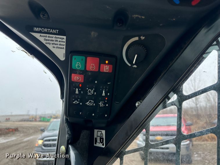 image for item DR5059 2019 John Deere 325G  tracked skid steer loader