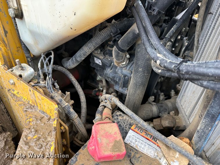 image for item DR5059 2019 John Deere 325G  tracked skid steer loader