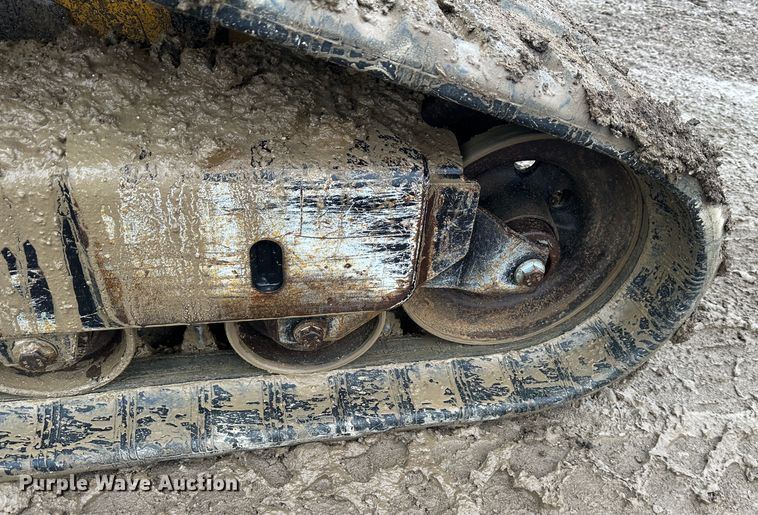 image for item DR5059 2019 John Deere 325G  tracked skid steer loader