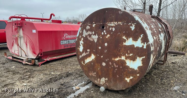 image for item DR5061 (2) water tanks