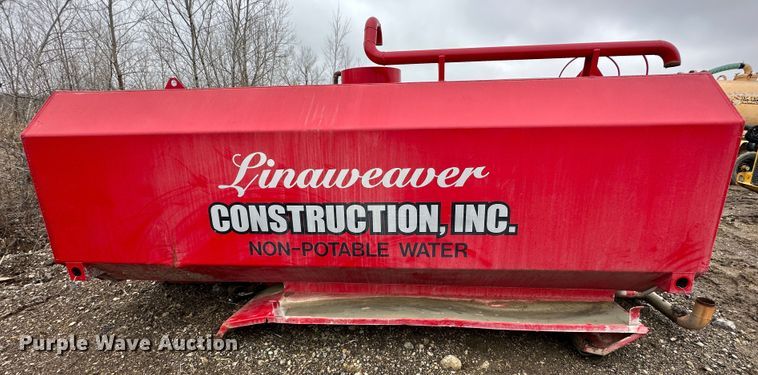 image for item DR5061 (2) water tanks