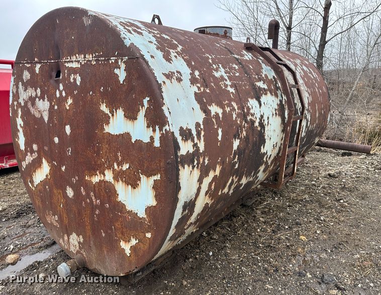 image for item DR5061 (2) water tanks