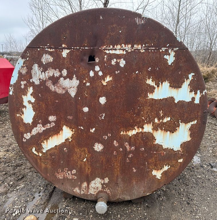 image for item DR5061 (2) water tanks