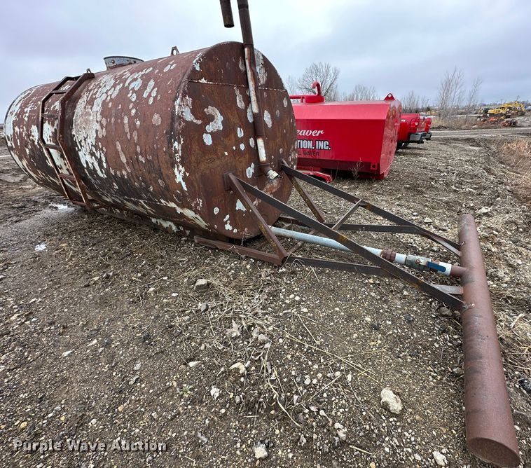 image for item DR5061 (2) water tanks