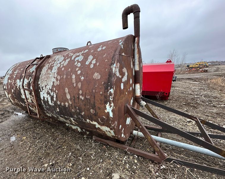 image for item DR5061 (2) water tanks