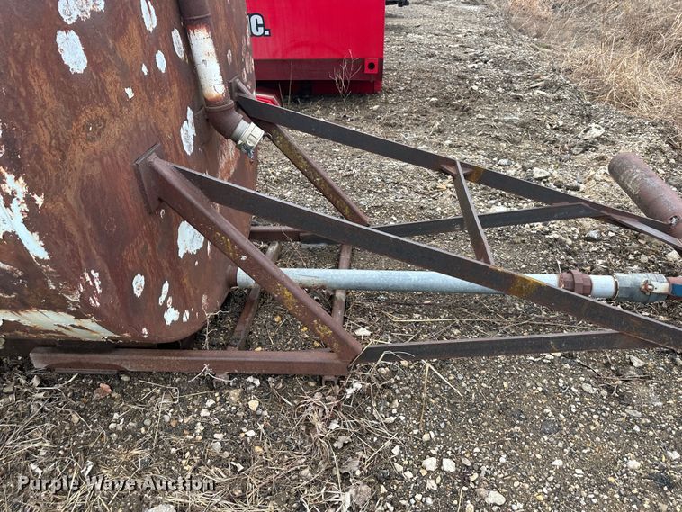 image for item DR5061 (2) water tanks