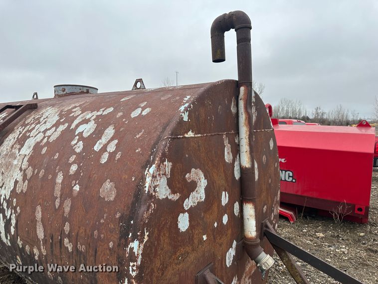 image for item DR5061 (2) water tanks