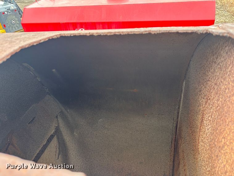 image for item DR5061 (2) water tanks