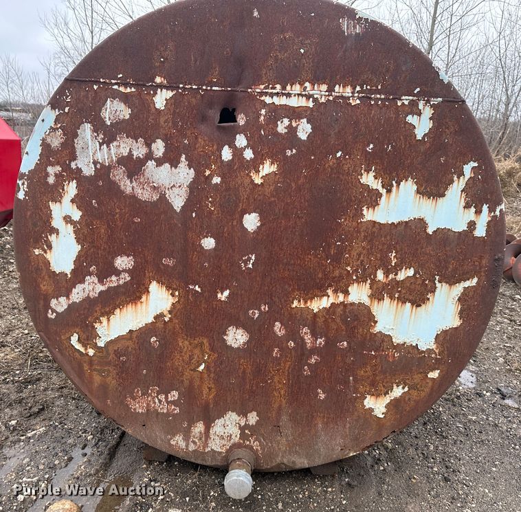 image for item DR5061 (2) water tanks