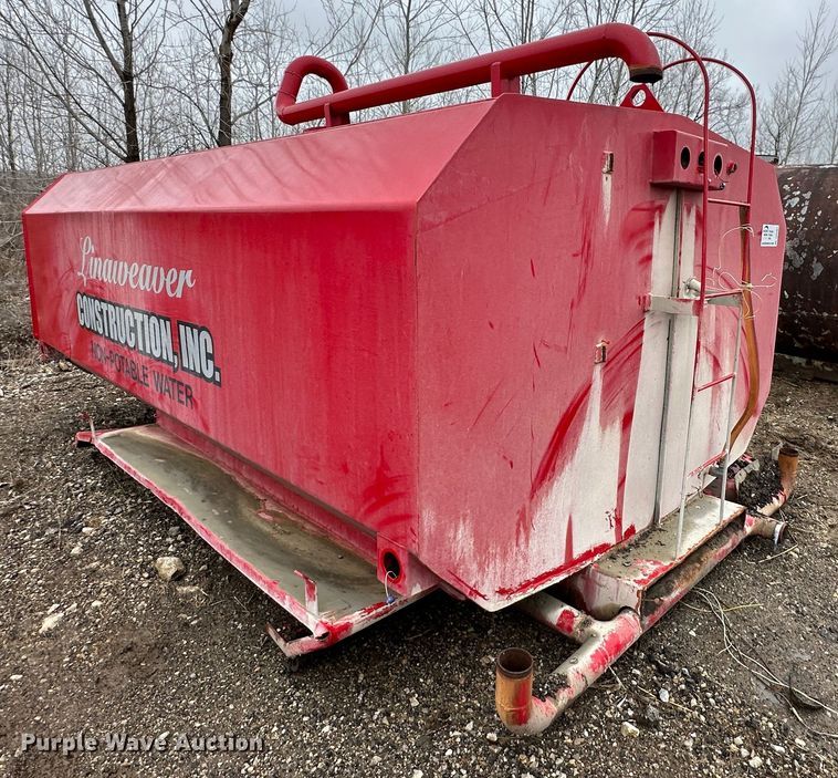 image for item DR5061 (2) water tanks