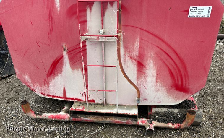 image for item DR5061 (2) water tanks