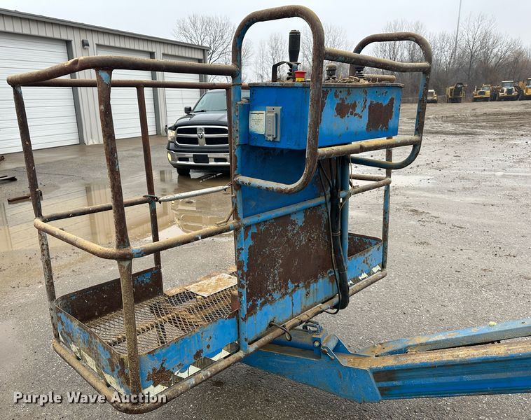 image for item DR5064 1995 Genie Z-45/22  boom lift