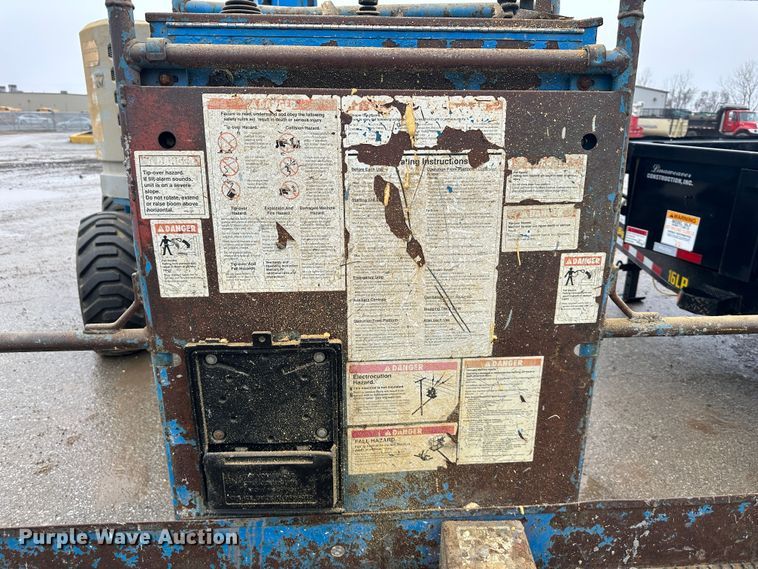 image for item DR5064 1995 Genie Z-45/22  boom lift