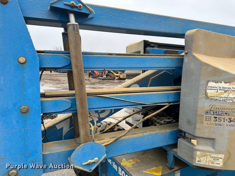 image for item DR5064 1995 Genie Z-45/22  boom lift