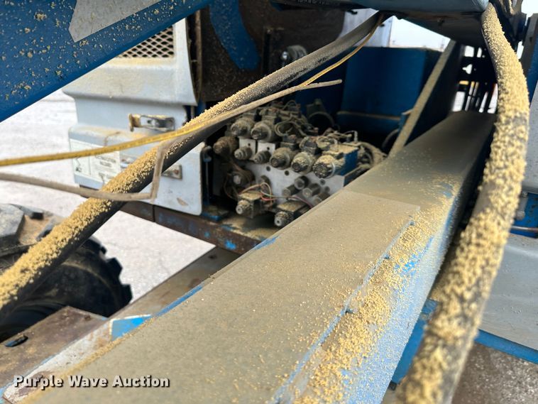 image for item DR5064 1995 Genie Z-45/22  boom lift