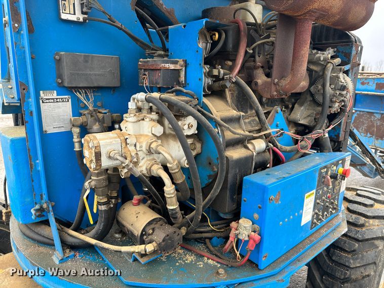 image for item DR5064 1995 Genie Z-45/22  boom lift