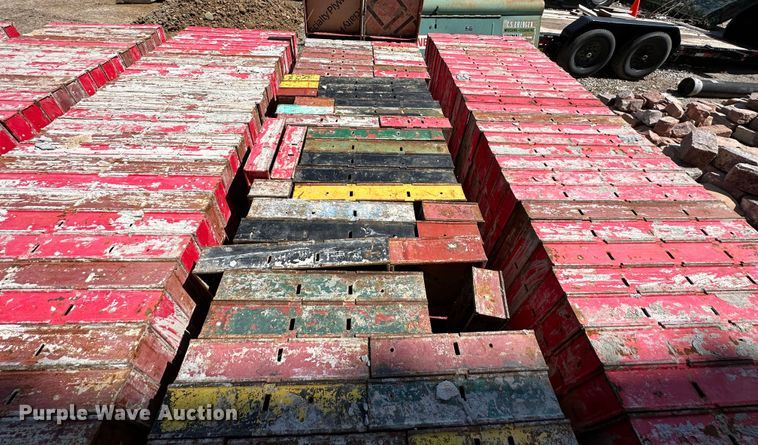 image for item DR5114 (190) concrete forms