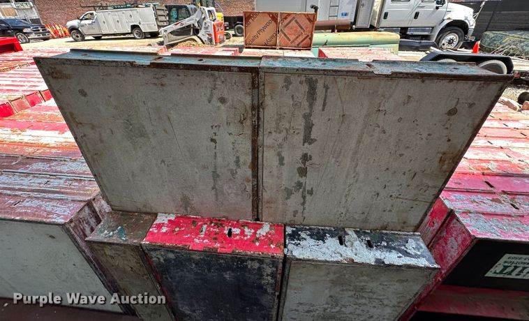 image for item DR5114 (190) concrete forms