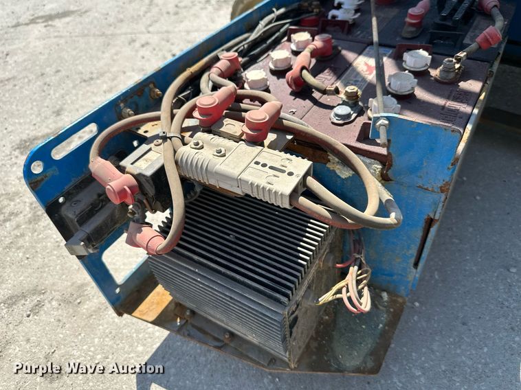 image for item DR5130 Genie GS-1930  scissor lift