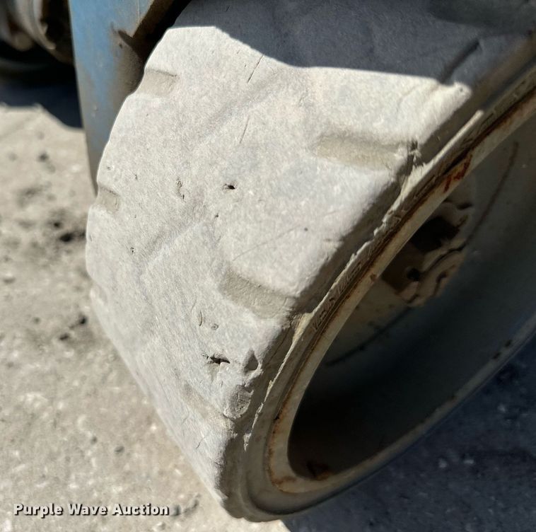 image for item DR5130 Genie GS-1930  scissor lift