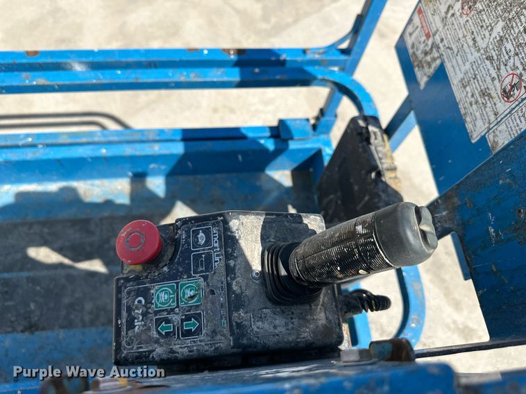 image for item DR5131 Genie GS-1930  scissor lift