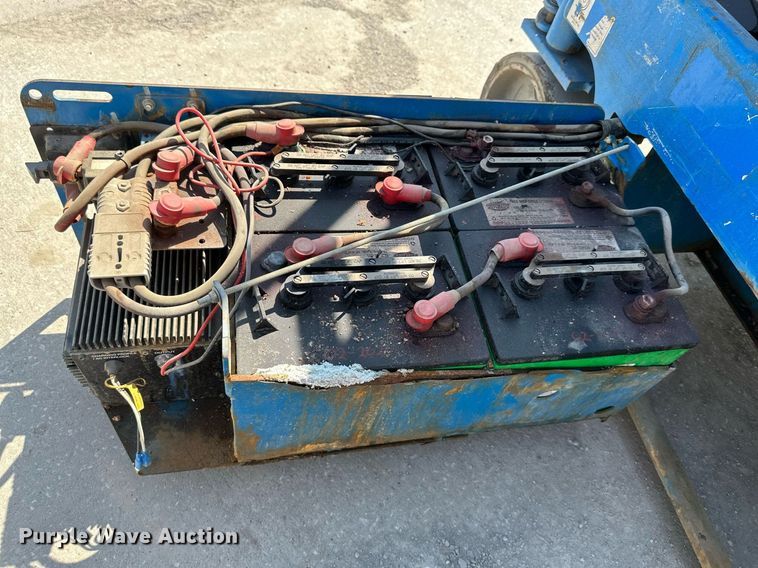 image for item DR5131 Genie GS-1930  scissor lift