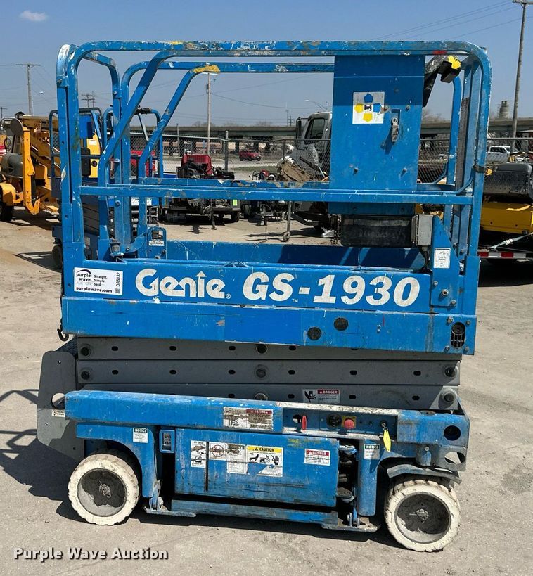 image for item DR5132 Genie GS-1930  scissor lift