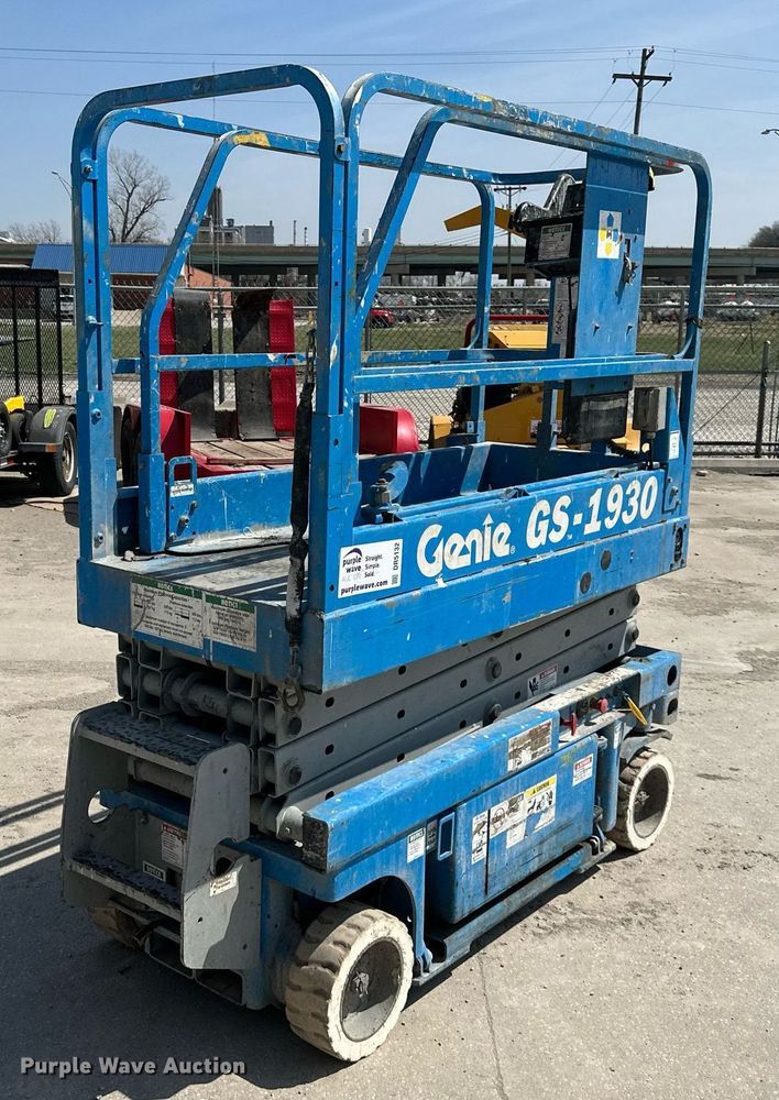 image for item DR5132 Genie GS-1930  scissor lift