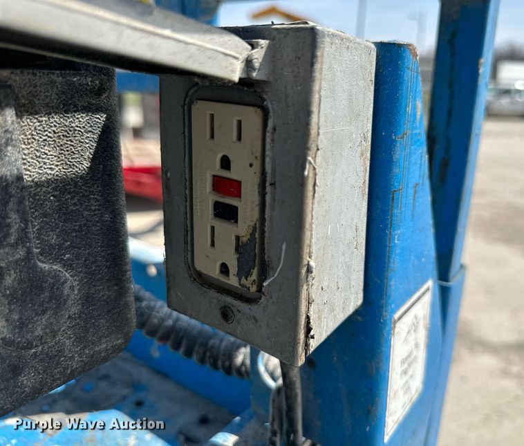 image for item DR5132 Genie GS-1930  scissor lift