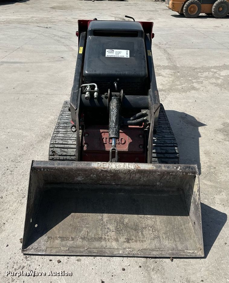 image for item DR5133 2015 Toro Dingo  compact utility loader