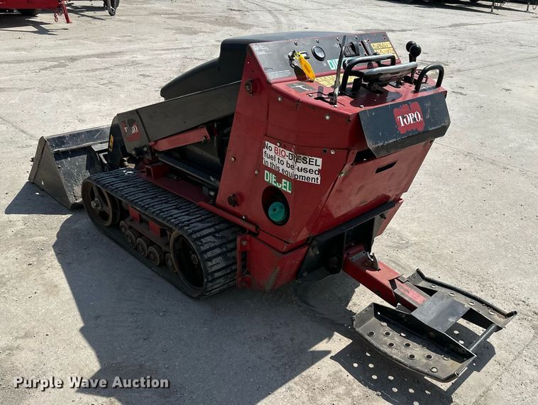 image for item DR5133 2015 Toro Dingo  compact utility loader