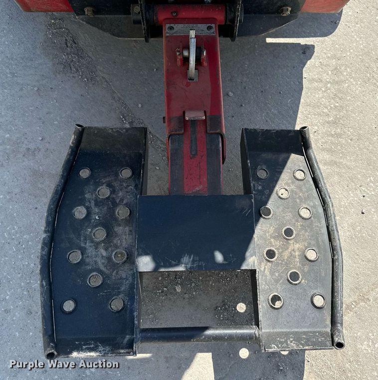 image for item DR5133 2015 Toro Dingo  compact utility loader