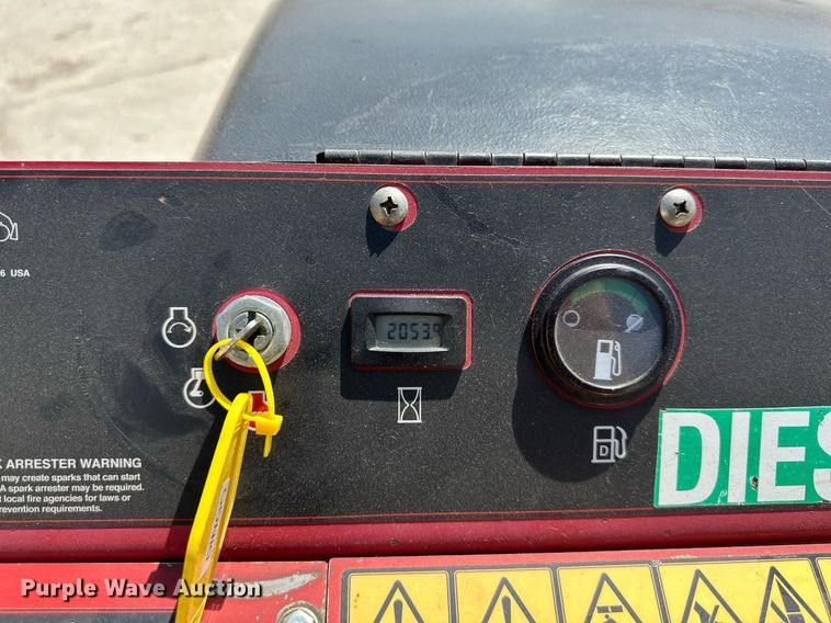 image for item DR5133 2015 Toro Dingo  compact utility loader