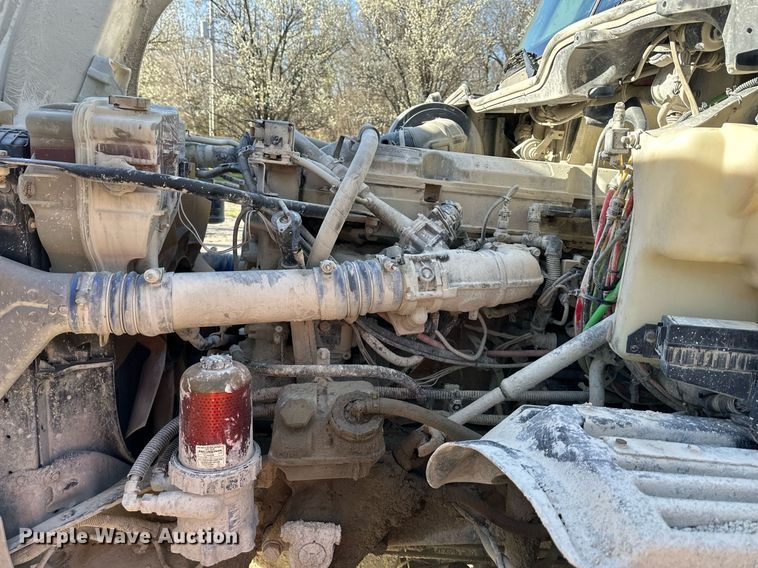 image for item DR5135 2008 Freightliner Columbia  water truck