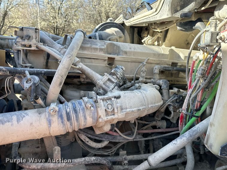 image for item DR5135 2008 Freightliner Columbia  water truck