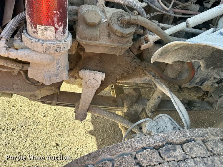 image for item DR5135 2008 Freightliner Columbia  water truck