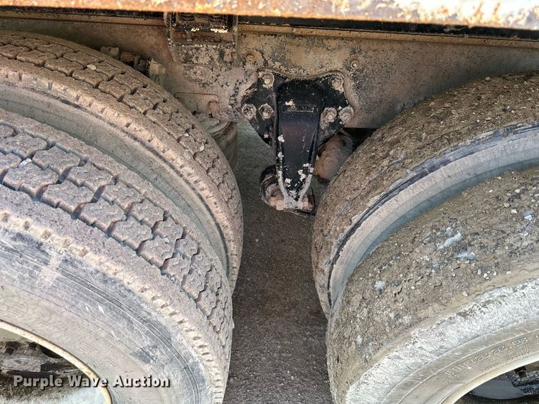 image for item DR5135 2008 Freightliner Columbia  water truck